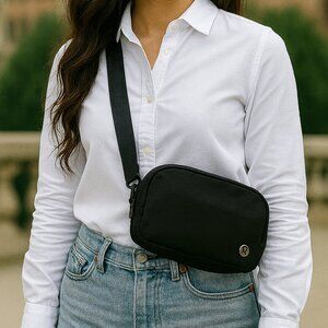 Lululemon Everywhere Belt Bag 1L (Black) - Crossbody Bag, Lightweight